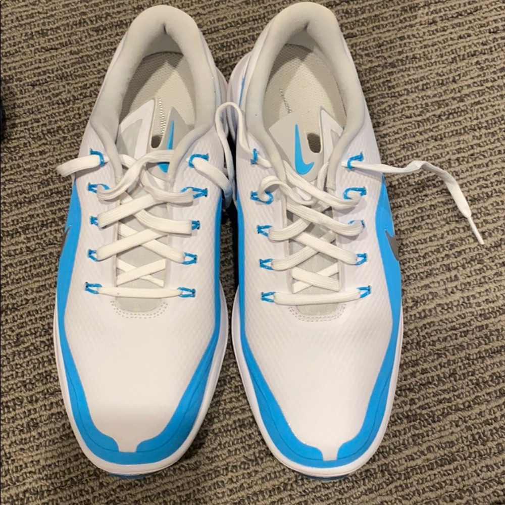 Women’s Golf Shoes